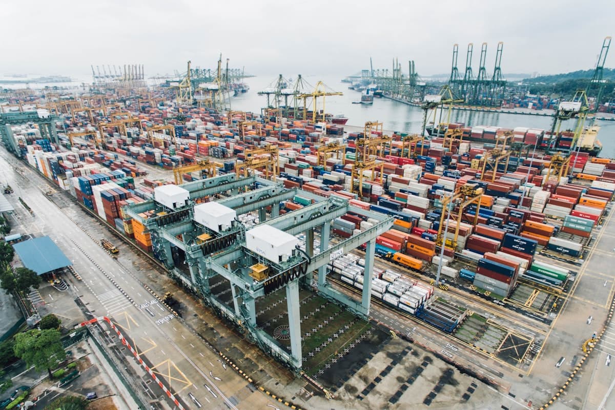 Sea freight and container ports